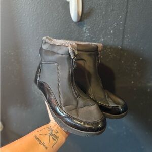 Women's Totes Black Winter Boots with Faux Fur Lining